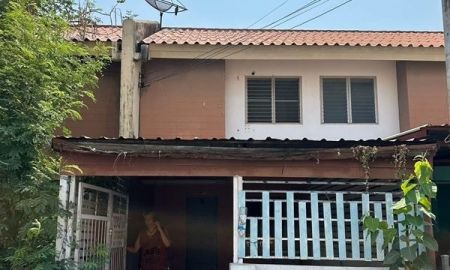 ให้เช่าทาวน์เฮาส์ - ให้เช่าบ้าน เอื้ออาทร 7/1 คลอง 7 ธัญญบุรี ปทุมธานี เดือนละ 4,000 บาท