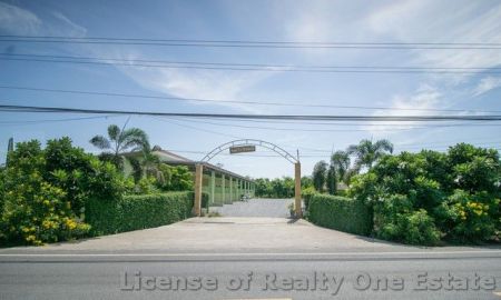 ขายที่ดิน - ขายที่ดิน 6 ไร่เศษ พร้อมรีสอร์ตและสวน ติดถนนบางลี่-สองพี่น้อง สุพรรณบุรี (สร้างรายได้ทันที)