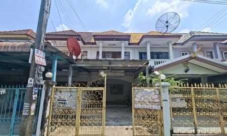 ขายทาวน์เฮาส์ - ขายทาวน์เฮ้าส์ ใกล้สนามบินดอนเมือง ทาวน์เฮ้าส์ 2 ชั้น 21 วา 2 ห้องนอน 2 ห้องน้ำ ถนนกำแพงเพชร 6 ซอย 7 แยก3-4 แขวงทุ่งสองห้อง เขตหลักสี่ กทม.