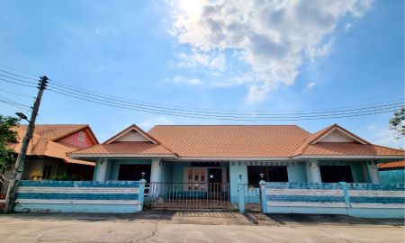 ขายบ้าน - ขายด่วน! บ้านเดี่ยว 1 ชั้น ตามสภาพ ต่ำกว่าราคาตลาด โครงการบ้านสวนเนรมิต ชัยพฤกษ์ 2
