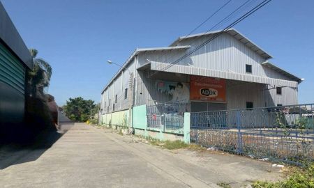 ขายที่ดิน - ขายโกดังสินค้าพร้อมบ้านพัก ( สำนักงาน ) ทำเลศักยภาพ ซอยร่มประดู่ 1 ถนนสุขาภิบาล 5 ( ซอยวัดหลวงพ่อโต ) บางพลี สมุทรปราการ