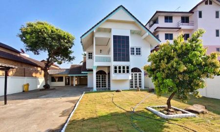 ขายบ้าน - ขายบ้านเดี่ยวสองชั้น พร้อมออฟฟิศ และที่ดินเปล่า ทำเลทองในนนทบุรี