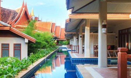 ขายอพาร์ทเม้นท์ / โรงแรม - ราคาสุดพิเศษ!! ขายรีสอร์ทสมุยบุรี บีช รีสอร์ท ติดชายหาด วิวสวย ใกล้สนามบิน เซ็นทรัล ดำเนินกิจการต่อได้ทันที