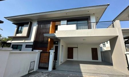 ขายบ้าน - ขายบ้านเดี่ยว 2ชั้น มบ.เดอะคอมพลีท ขนาด 75ตรว มีเฟอร์นิเจอร์และเครื่องใช้ไฟฟ้าครบ ใกล้เจพาร์ค โรงเรียนเซนต์ปอนด์ สุรศักดิ์ ศรีราชา ชลบุรี