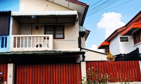 ขายบ้าน - บ้านแฝด 2 ชั้น 39.5 ตรว. หมู่บ้านคู่ขวัญหรรษา ใกล้ถนนเพชรเกษม