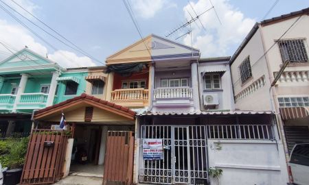 ขายทาวน์เฮาส์ - ทาวน์เฮ้าส์ 2 ชั้น หมู่บ้านพิธิพันธ์ วิลล่า (พหลโยธิน 52)