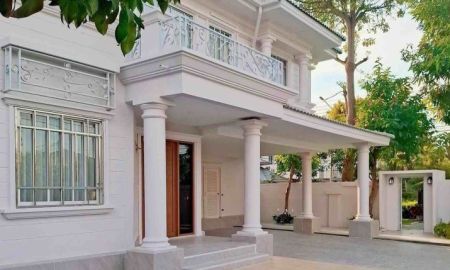 ขายบ้าน - ขายบ้านหรู Modern Classic พร้อมสระส่วนตัว พัทยาเหนือ 4 ห้องนอน