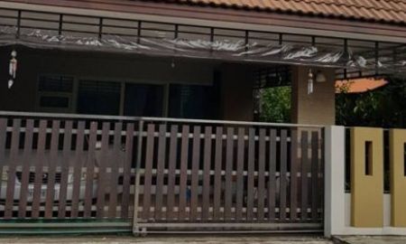 ขายบ้าน - ขายบ้านแฝด ราคาถูกกว่าราคาตลาดมาก หมดแล้วหมดเลย