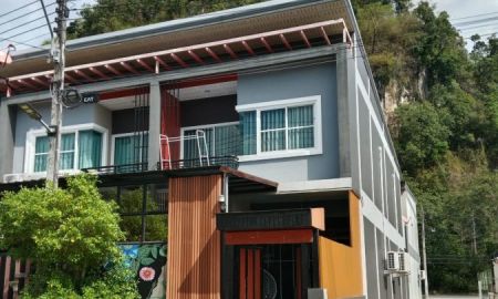 ขาย-ให้เช่าทาวน์เฮาส์ - บ้านพร้อมเฟอร์ มีสระว่ายน้ำ ตรงข้าม ม.การกีฬากระบี่ อ.เมืองกระบี่ จ.กระบี่