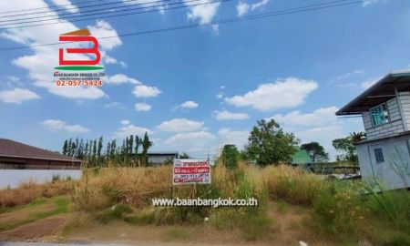 ขายที่ดิน - ที่ดินเปล่า หมู่บ้าน มณีแก้ว คันทรี่ [ซอยไหหลำ 3] เนื้อที่ 83 ตารางวา ตำบลเหมือง อำเภอเมืองชลบุรี จังหวัดชลบุรี