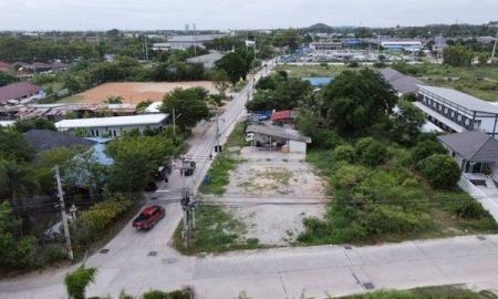 ขายที่ดิน - ขายที่ดินขนาด 130 ตรว ที่ติดถนน 2 ด้าน เหมาะลงทุน ใกล้โรงเรียนอนุบาลนานาชาติต้นหลิว เหมาะทำอพาร์ทเม้น คอนโด พลูวิลล่า ห้วยกะปิ ชลบุรี