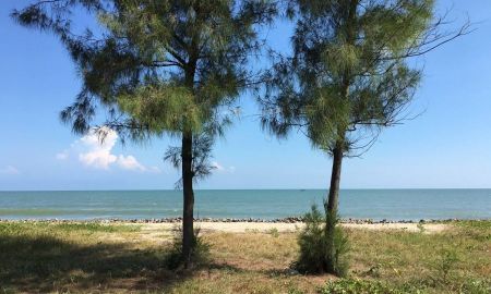ขายที่ดิน - ที่ดินติดทะเลหาดเพชร เนื้อที่456ตรว. หน้าหาดสวย