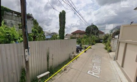 ขายที่ดิน - ขายที่ดินเปล่า เนืื้อที่ 120 ตรว. โชคชัย 4 ซอย 40 ถนนกว้าง เหมาะสร้างบ้านอยู่อาศัย หรือออฟฟิศ สำนักงาน
