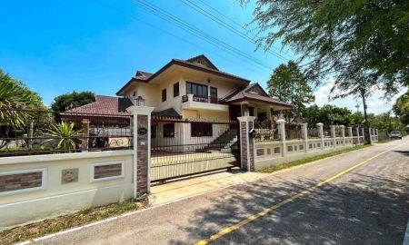 ให้เช่าบ้าน - บ้านผู้บริหารให้เช่า โซนสันผักหวาน-แม่เหียะ ติดถนนหลัก ใกล้โรงเรียนนานาชาติหลายแห่ง เชียงใหม่ (EN below)
