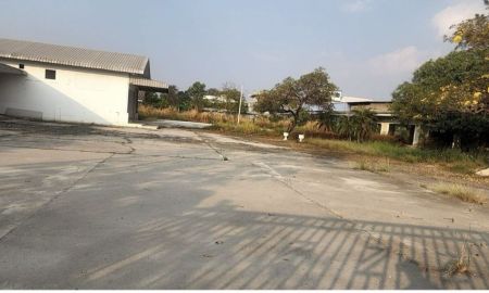 ขาย-ให้เช่าที่ดิน - ที่ดิน 4 ไร่1งาน 88 ตร.ว. มีสิ่งปลูกสร้าง