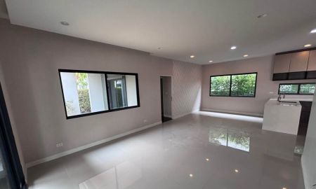 ให้เช่าบ้าน - บ้านเดี่ยวให้เช่า ลำลูกกา คลอง 5 4ห้องนอน 6ห้องน้ำ