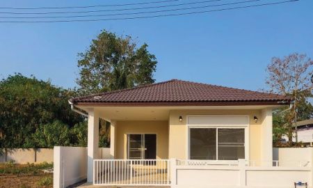 ขายบ้าน - บ้านใหม่ ทำเลดีมาก ซอยตรงข้ามโลตัสโกเฟรชสารภี 2 นอน 1 น้ำ ทำเลดี ราคา ใกล้สิ่งอำนวยสะดวก ถ.ต้นยาง ต.ยางเนิ้ง อ.สารภี จ.เชียงใหม่