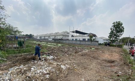 ขายที่ดิน - ขายที่ดินเปล่า ม.อิ่มอัมพร2 ราชพฤกษ์ เนื้อที่ 1-3-42 ไร่ ติดคลองบางเชือกหนัง