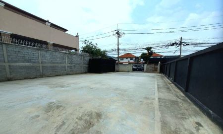 ขายที่ดิน - ขาย ที่ดินแปลงสวย ทำเลทอง เนื้อที่ 70 ตรว.ติดซอยถนนหลักโกสุมรวมใจ(เบื่อมต่อซอยวิภาวดี 33) เดินทางสะดวกหลายช่องทาง