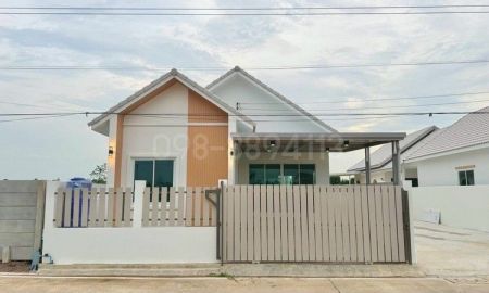 ขายบ้าน - ขายบ้านเดี่ยว มือหนึ่ง ชั้นเดียว 2 หลัง มบ.ศิวลักษม์กรีนวิลล์ คลองหลวง ขนาด 39.3 และ 40 ตรว 3นอน 2น้ำ ต่อเติมครบ พร้อมเข้าอยู่