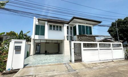 ให้เช่าบ้าน - ให้เช่าบ้านเดี่ยว 2 ชั้น หมู่บ้านเคหะนคร 3 (ซอยพัฒนาการ 50) เนื้อที่ 54 ตารางวา 4 ห้องนอน แขวงสวนหลวง เขตสวนหลวง กรุงเทพมหานคร