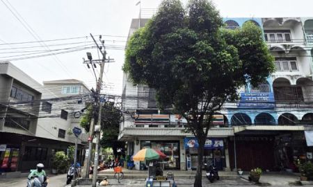 ขายอาคารพาณิชย์ / สำนักงาน - ขายตึก 4 ชั้นครึ่ง ห้วยขวาง รัชดา ปากซอยประชาสงเคราะห์47