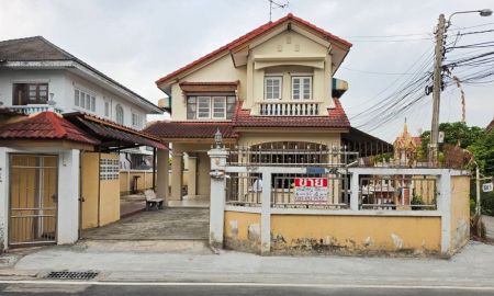 ขายบ้าน - หมู่บ้านราชพฤกษ์ ซอยวัดกู้ ขายบ้าน 2 หลัง 106 ตร.วา 6 นอน 4 น้ำ จอดรถ 3 คัน ใกล้ MRT ห้าแยกปากเกร็ด