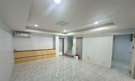 ให้เช่าอาคารพาณิชย์ / สำนักงาน - ให้เช่าโฮมออฟฟิศซอยลาดพร้าว80 จำนวน 4 ชั้น เขตวังทองหลาง กรุงเทพ