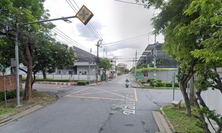 ขายที่ดิน - ขายบ้านพร้อมที่ดิน รามคำแหง 21 (ซอยนวศรี) 200 ตารางวา บ้านสวยน่าอยู่ ราคานี้ไม่มีอีกแล้ว!!