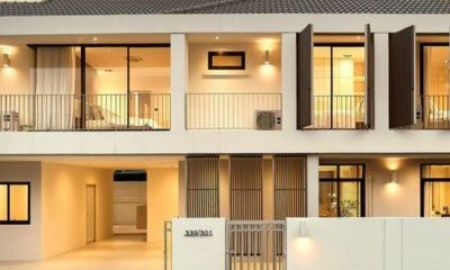ขายบ้าน - บ้านเดี่ยวสร้างใหม่ เฟอร์นิเจอร์ ตกแต่งครบ ในหมู่บ้านพราวขวัญเวียง Contemporary Modern Style