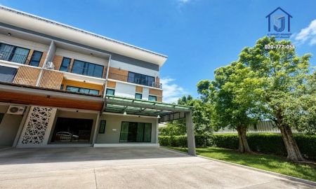 ขายทาวน์เฮาส์ - ขายโฮมออฟฟิศ 3 ชั้น Eco Space 2 เกษตร-นวมินทร์ หลังริม ถนนประเสริฐมนูกิจ ใกล้ทางด่วน