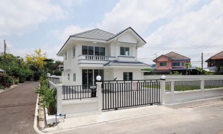 ขายบ้าน - บ้านเดี่ยว 2 ชั้น ม.เบญจทรัพย์นคร บ้านเลขที่ 49/460 126.1 ตร.ว. ขาย 4.99M