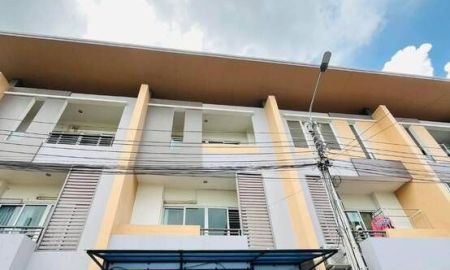ขาย-ให้เช่าทาวน์เฮาส์ - ประกาศขายหรือให้เช่าบ้านทาวน์โฮม 3 ชั้น หมู่บ้านโมทาวน์ บริโอ แจ้งวัฒนะ-ประชาชื่น เจ้าของขายเอง - งดรับนายหน้า