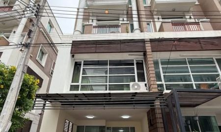 ให้เช่าอาคารพาณิชย์ / สำนักงาน - ให้เช่าทาวน์โฮม4ชั้น รีโนเวทใหม่ นวมินทร์89