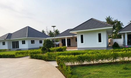 ให้เช่าบ้าน - ให้เช่าบ้านเดี่ยวชั้นเดียว Arinya House Pran Buri พร้อมเข้าอยู่ เขากระโหลก ปากน้ำปราณบุรี บ้านสร้างใหม่สวย พร้อมให้เช่าระยะยาว