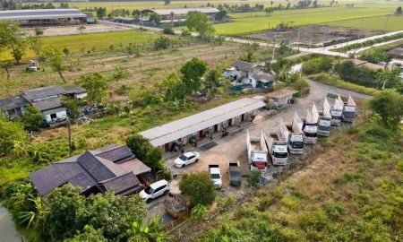 ขายที่ดิน - ที่ดินพร้อมสิ่งปลูกสร้าง ทำกิจการ ห้องพัก ที่จอดรถ 6-10 ล้อ คลอง 10 ลำลูกกา จ.ปทุมธานี