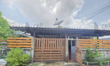 ขายบ้าน - ขาย บ้านชั้นเดียวทำเลดีใกล้ถนนเทพารักษ์ พื้นที่ 64 ตร.วา เหมาะสำหรับครอบครัวที่ต้องการบ้านอยู่สบาย เดินทางสะดวก ใกล้ตลาด ห้าง โรงเรียน