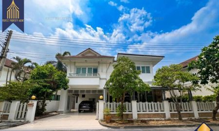 ขายบ้าน - ขายบ้านเดี่ยวติดทะเล คาซาลูน่า (Casalunar) สุขุมวิท หาดวอนนภา บางแสน พร้อมแอร์และเครื่องใช้ไฟฟ้า เข้าอยู่ได้เลย