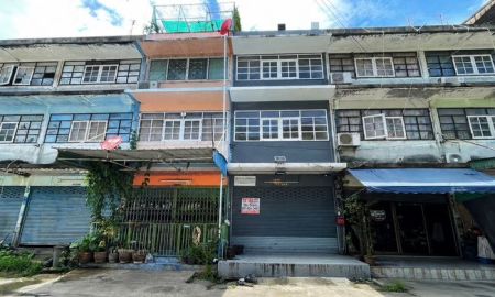 ขายอาคารพาณิชย์ / สำนักงาน - ขายอาคารพาณิชย์ หมู่บ้านสินสมบูรณ์ สาย 4 เนื้อที่ 14 ตร.ว. 1 คูหา 3.5 ชั้น 2 น้ำ