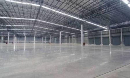 ให้เช่าโรงงาน / โกดัง - ให้เช่าโรงงานพื้นที่สีม่วง (stand alon) มีพื้นที่รอบอาคาร ติกถนนบางนา กม 20 ขาออก พื้นที่ 1,700 ตารางเมตร