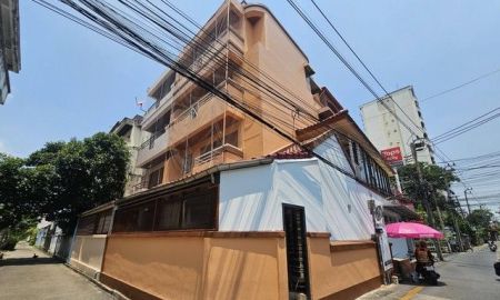 ให้เช่าอาคารพาณิชย์ / สำนักงาน - ตึกหัวมุมติดถนนให้เช่าชั้น 2,3,4+ดาดฟ้า 30,000/เดือน ซ.ลาดพร้าว 87 ทะลุ ซ.ประดิษมนูธรรม 10