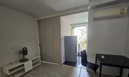 ขายคอนโด - C Style Condo 28 ตรม ชั้น 7 ห้องมุม ติดลิฟท์ ใกล้รถไฟฟ้าใต้ดิน MRT สุทธิสาร และ MRT ห้วยขวาง