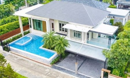ให้เช่าบ้าน - ใกล้ MRTไทรม้า 500ม. คฤหาสน์ Pool Villa หรู 2 ชั้น 5นอน 6น้ำ 132 ตร.ว. 500 ตร.ม. ใกล้ตลาดสดท่าอิฐ 1.5 กม