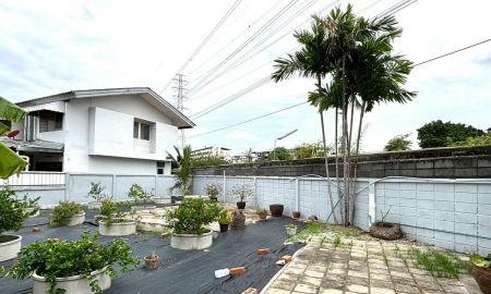 ขายที่ดิน - ขายที่ดินถมแล้ว พัฒนาการ52 หมู่บ้านเคหะนคร พื้นที่ 53 ตรว. ขายถูกมากเพียง 5 ล้าน ใกล้ BTS สถานีหัวหมาก และแอร์พอร์ตลิงค์