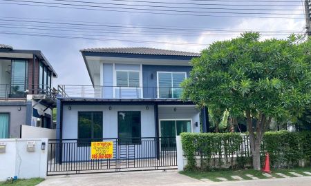 ขายบ้าน - ขายบ้านเดี่ยว 2 ชั้น หมู่บ้านเซนโทรรังสิตคลอง 4 ( Centro Rangsit Klong4-Wongwaen ) ใกล้ทางด่วนวงแหวนมอเตอร์เวย์ ใกล้ฟิวเจอร์พาร์ครังสิต