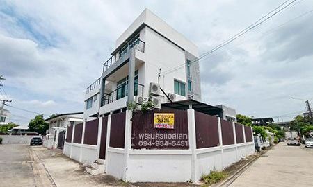 ขาย-ให้เช่าบ้าน - ขายหรือให้เช่า บ้านเดี่ยว 3 ชั้น เนื้อที่ 77 ตรว. หลังมุม หมู่บ้านเสรี 8 ซ.พระราม 9 ซ.62 ใกล้ห้างเดอะไนน์ ทางด่วน แขวง/เขตสวนหลวง กรุงเทพ