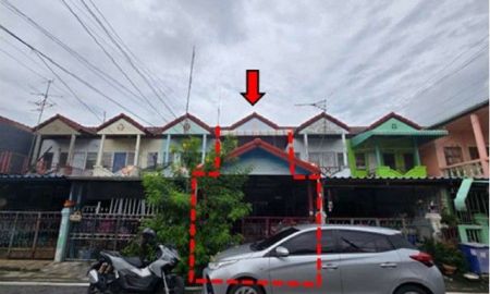 ขายทาวน์เฮาส์ - ขายทาวน์เฮาส์ 2 ชั้น ทำเลเทพารักษ์ ราคาคุ้มกว่าตลาด หมู่บ้านทรัพย์ดินทอง