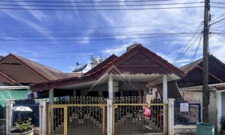 ขายบ้าน - ที่ดินพร้อมสิ่งปลูกสร้าง 2 ชั้น หมู่บ้าน รัตนโกสินทร์ 200 ปี ธัญบุรี