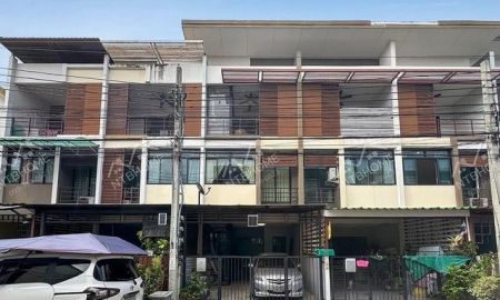 ขายบ้าน - ทาวน์โฮม 3 ชั้น ซิกเนเจอร์ เพชรเกษม 69 ถนนเมนโครงการ ทำเลดีเข้าซอยไม่ลึก ใกล้ MRT หลักสอง/BTS บางหว้า