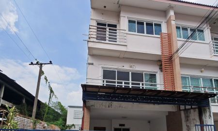 ขายทาวน์เฮาส์ - ขายด่วน! ทาวน์โฮม โครงการโฮมอินทาวน์ ทาวน์โฮม 3 ชั้น